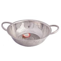 Дуршлаг 26см DOMINA (нжс) (1/100)