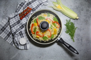 Сковорода глубокая DARIIS  КуХмистер 28см с крышкой алюм.(1/6)